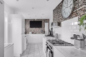 Photo 22- click for photo gallery